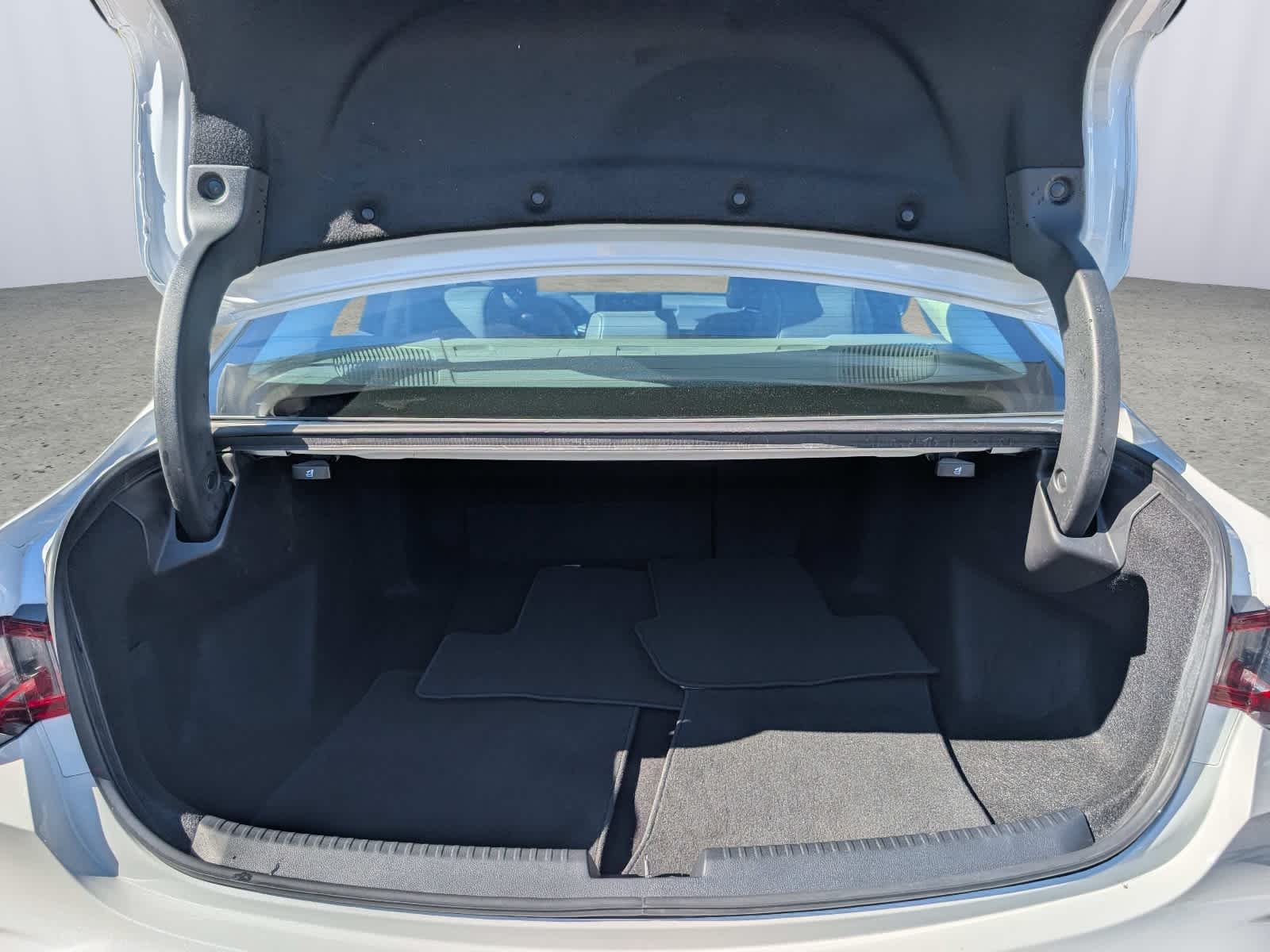 2023 Acura TLX w/Technology Package