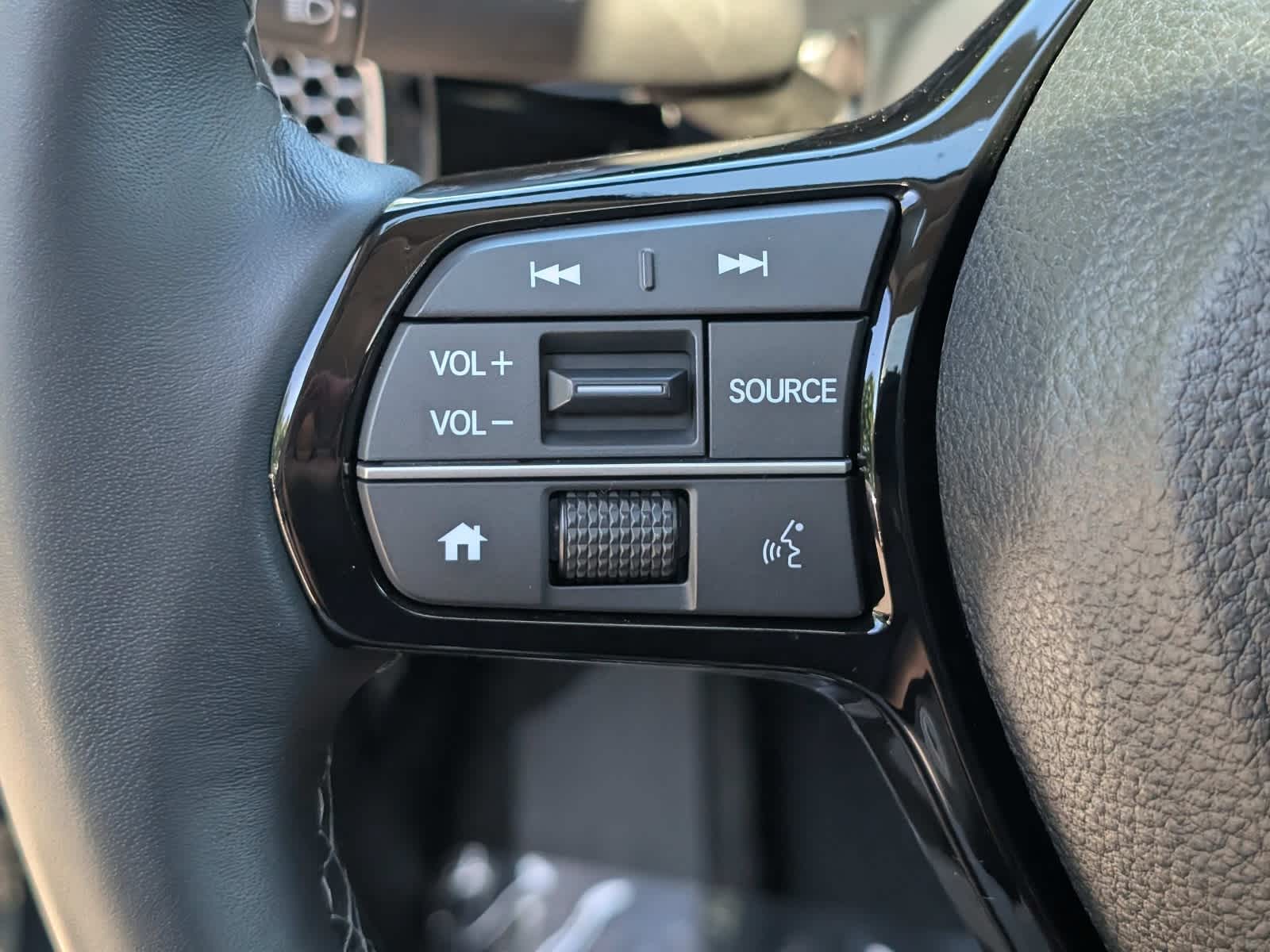2024 Honda Civic Hatchback EX-L - Photo 21