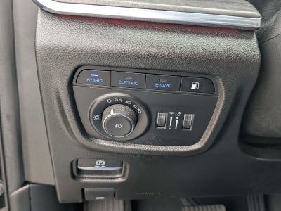 2022 Jeep Grand Cherokee 4xe Overland