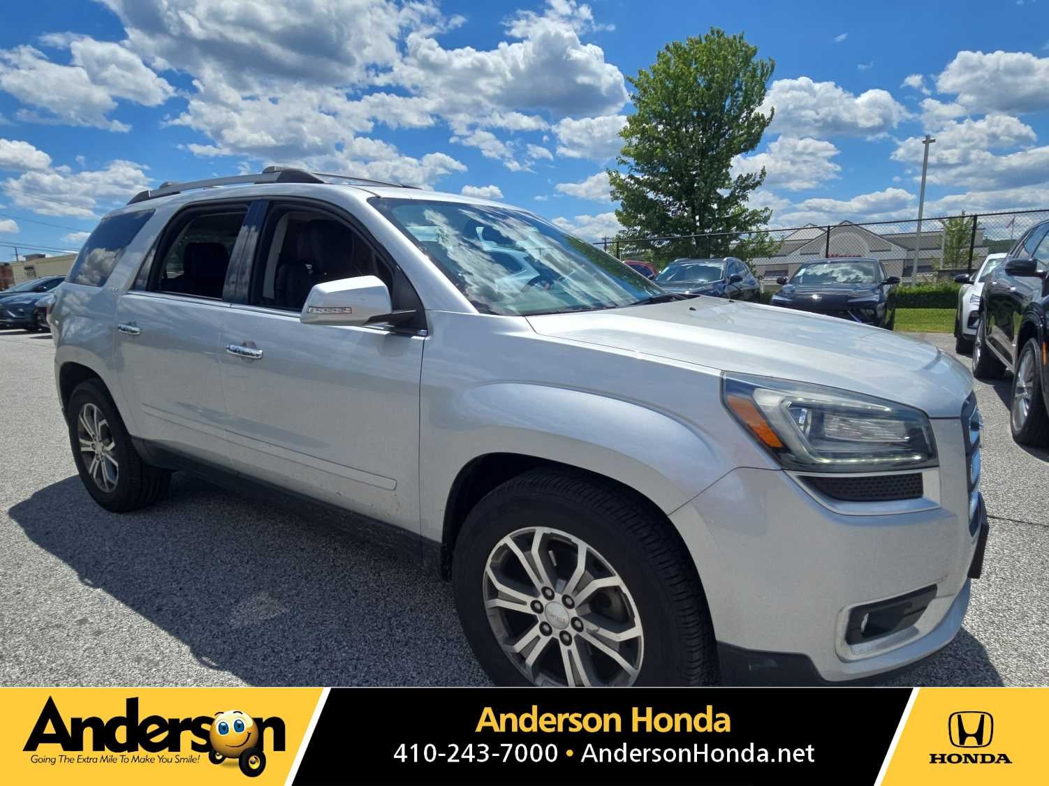 2016 GMC Acadia AWD SLT-1's photo