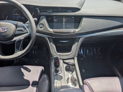 2017 Cadillac XT5 Luxury FWD