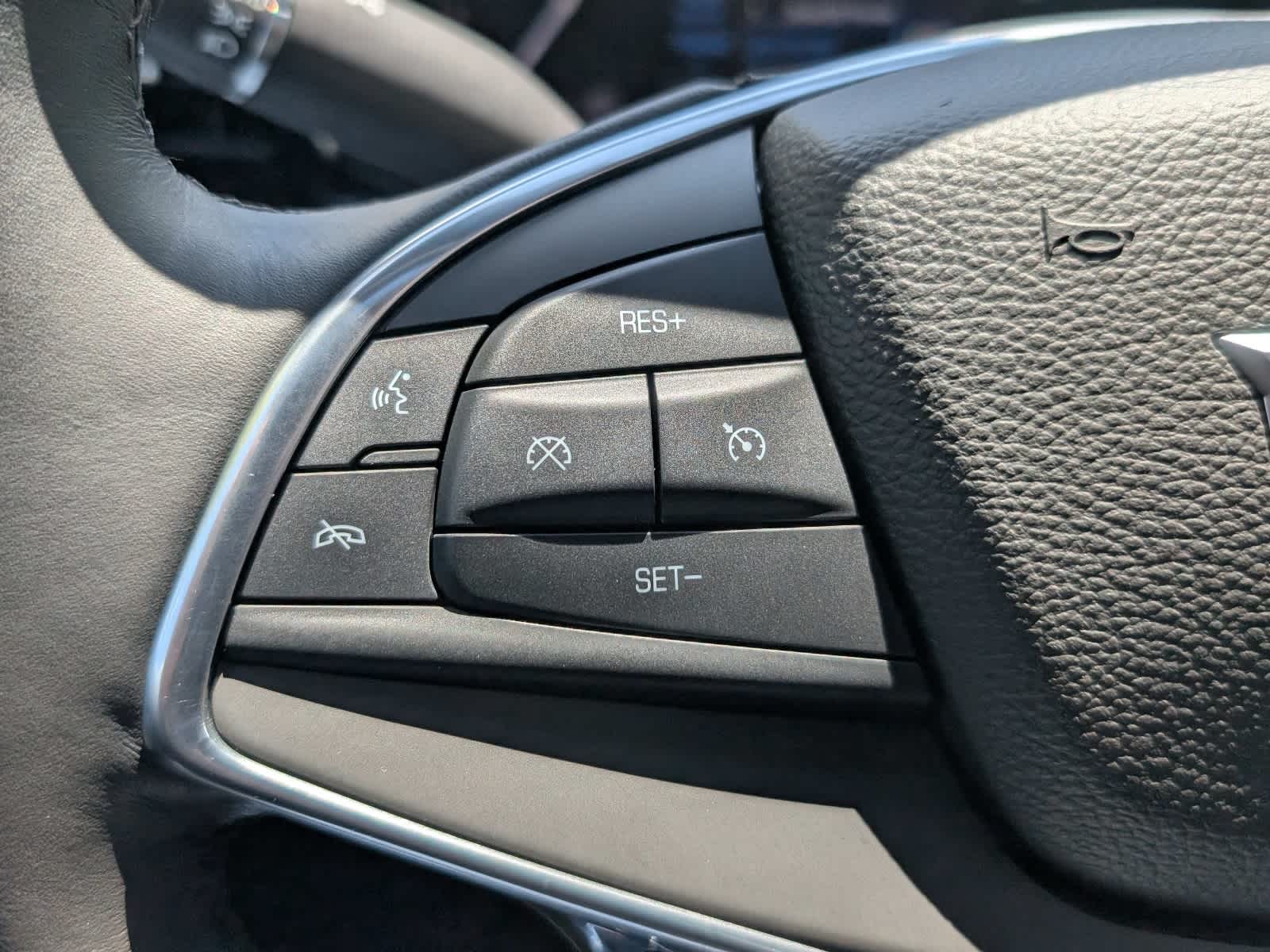 2017 Cadillac XT5 Luxury FWD