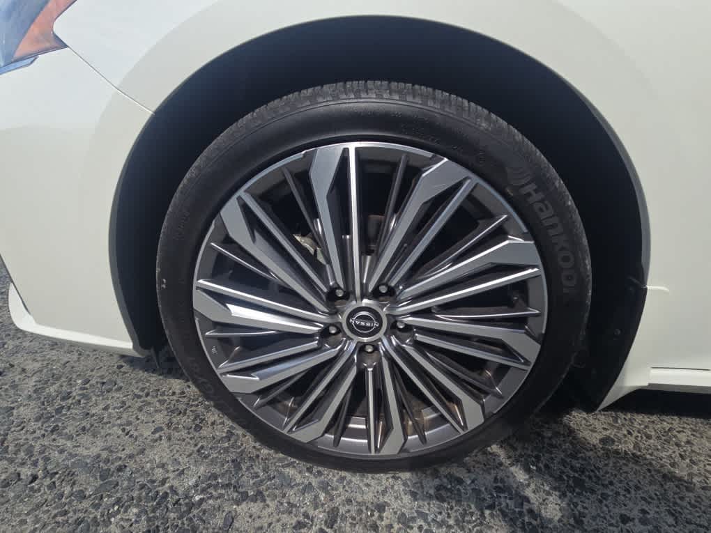 2023 Nissan Altima 2.5 SL