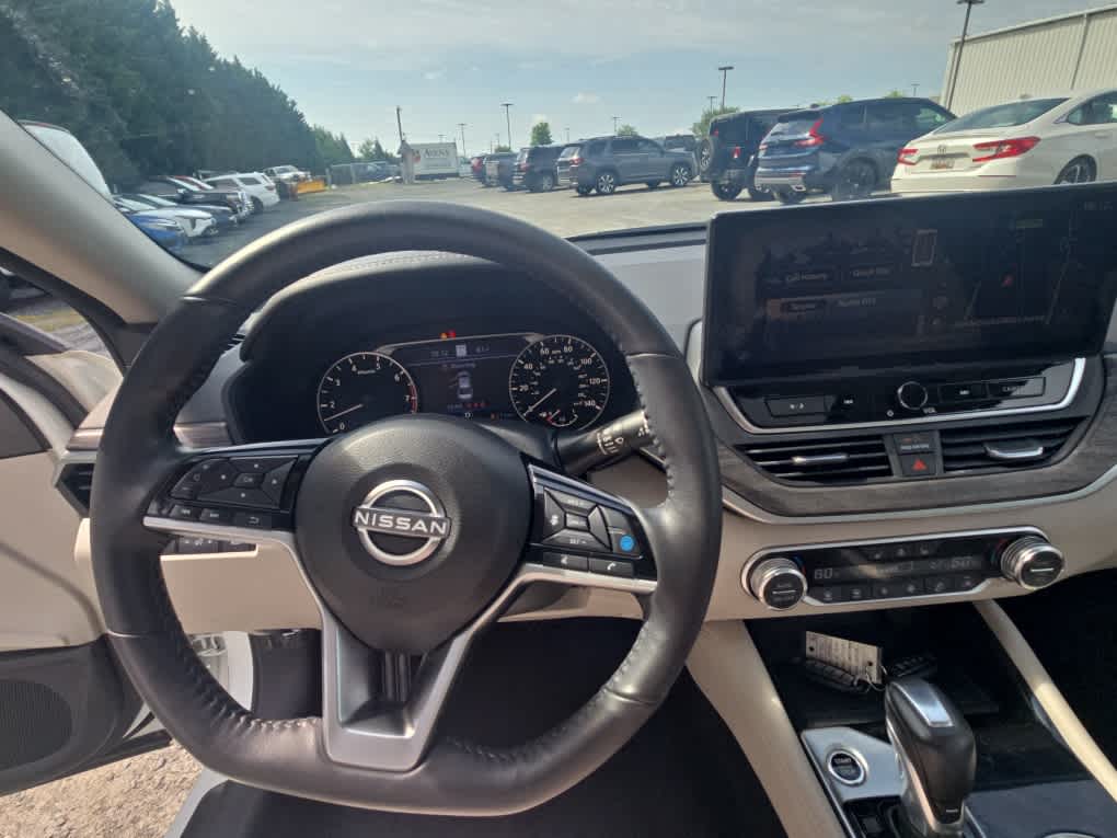 2023 Nissan Altima 2.5 SL
