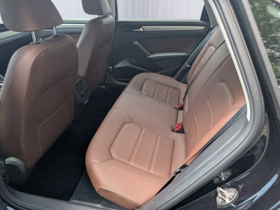2022 Volkswagen Passat 2.0T SE