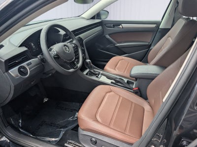 2022 Volkswagen Passat 2.0T SE