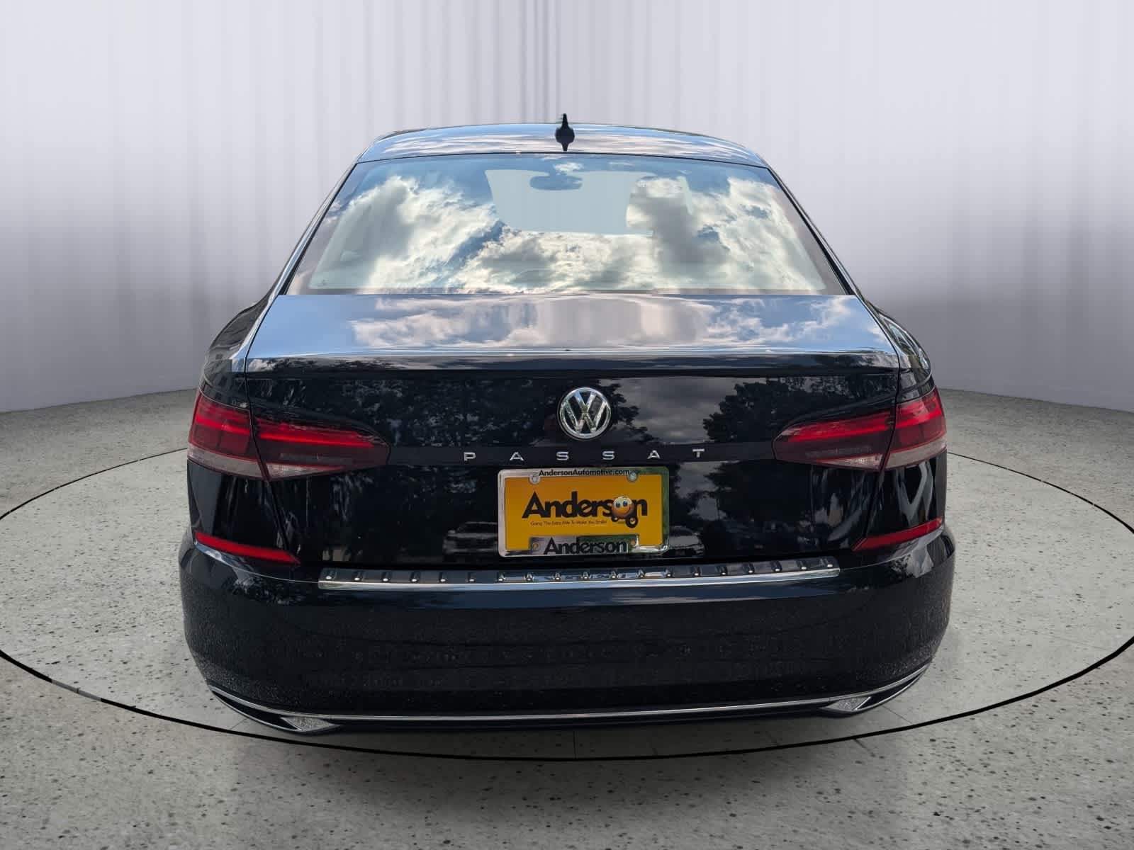 2022 Volkswagen Passat 2.0T SE