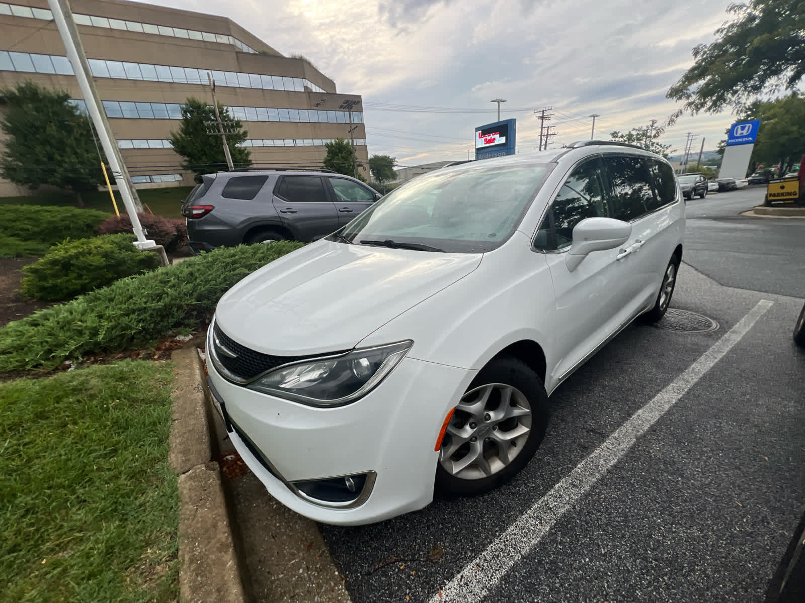 2018 Chrysler Pacifica Touring L
