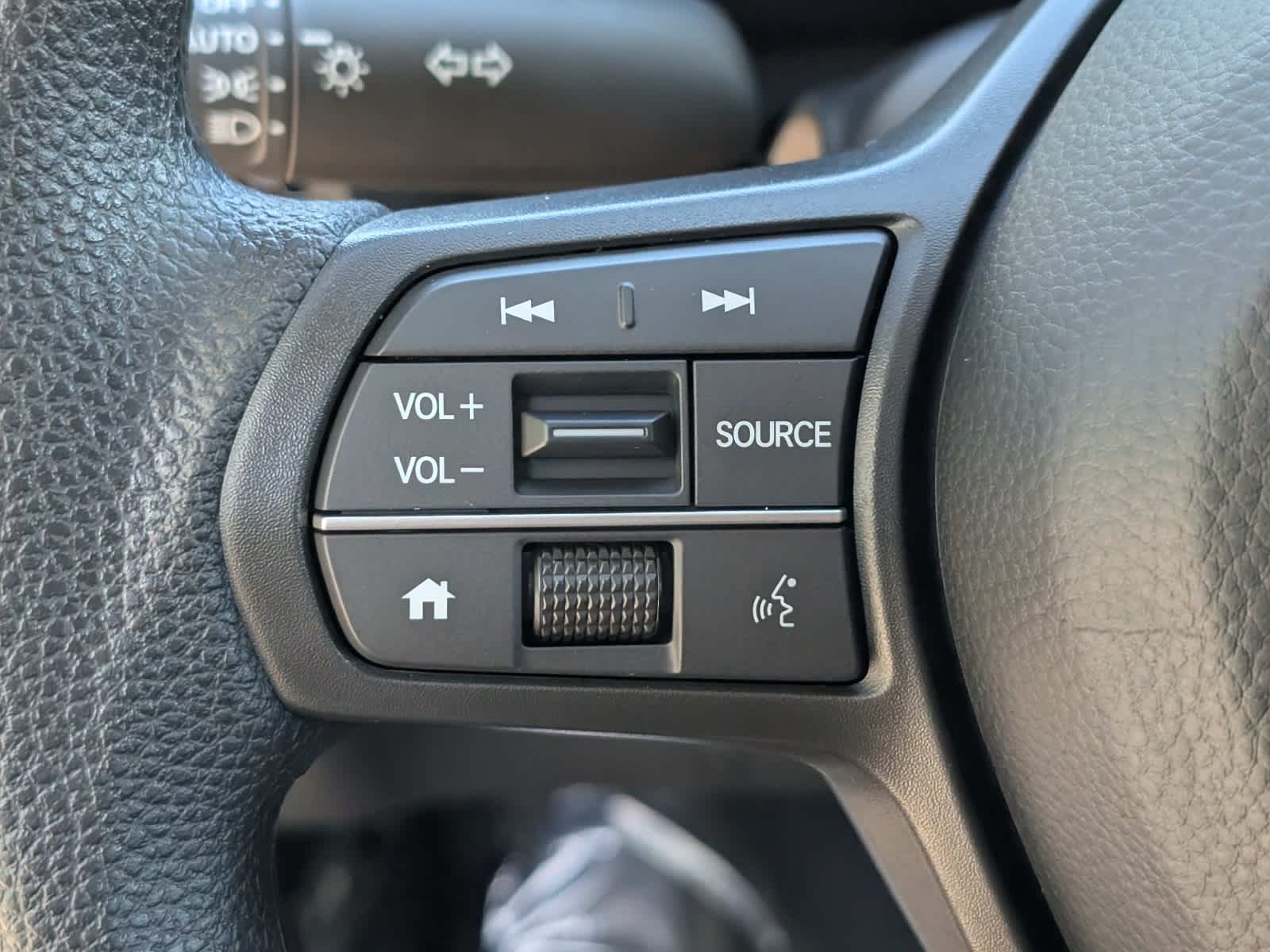 2024 Honda CR-V LX - Photo 19