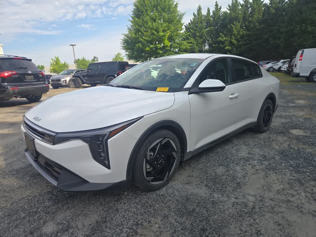 2025 Kia K4 EX
