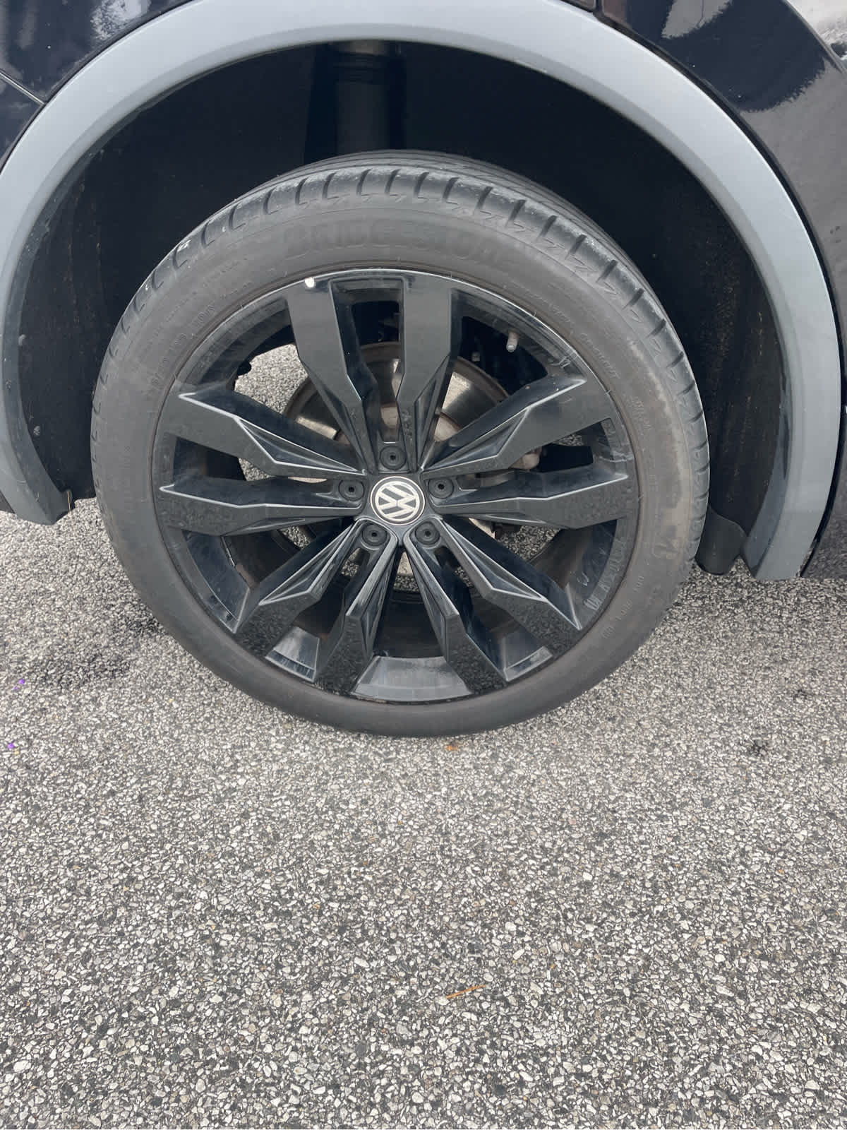 2021 Volkswagen Tiguan SE R-Line Black