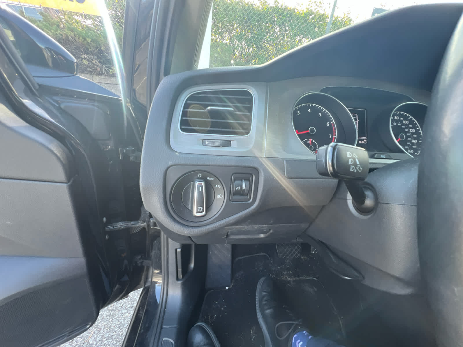 2017 Volkswagen Golf Wolfsburg Edition