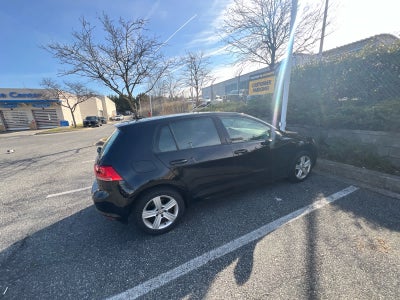 2017 Volkswagen Golf Wolfsburg Edition