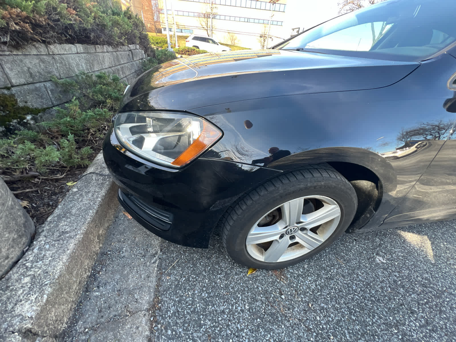 2017 Volkswagen Golf Wolfsburg Edition