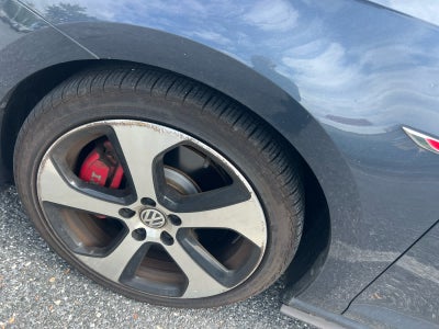 2019 Volkswagen Golf GTI S