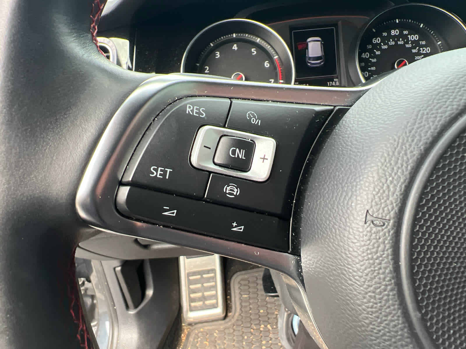 2019 Volkswagen Golf GTI S