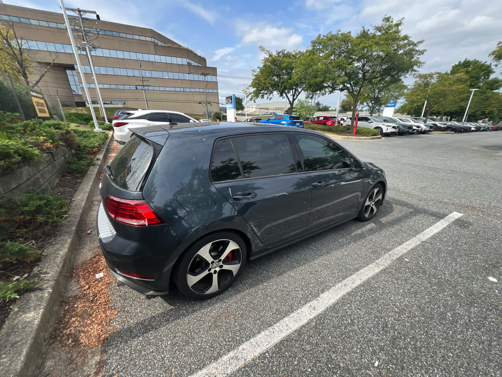 2019 Volkswagen Golf GTI S