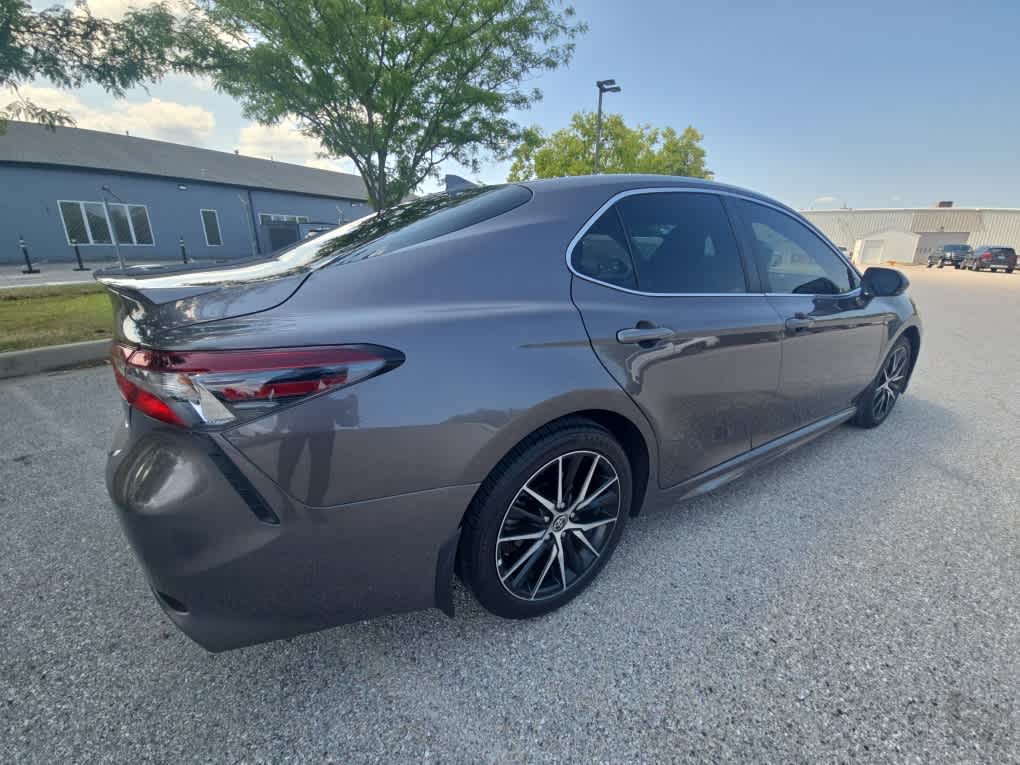 2024 Toyota Camry SE