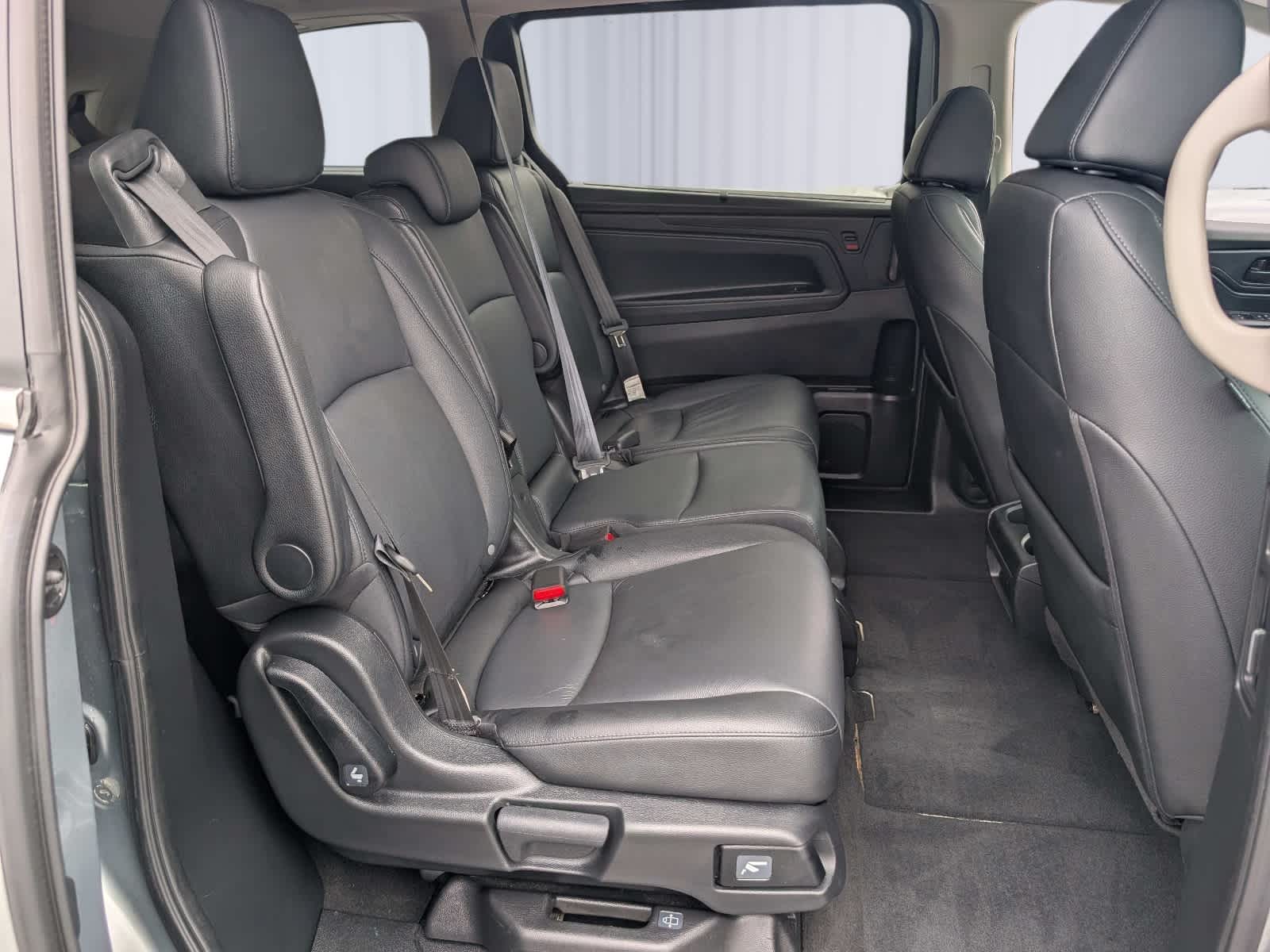 2025 Honda Odyssey EX-L - Photo 11