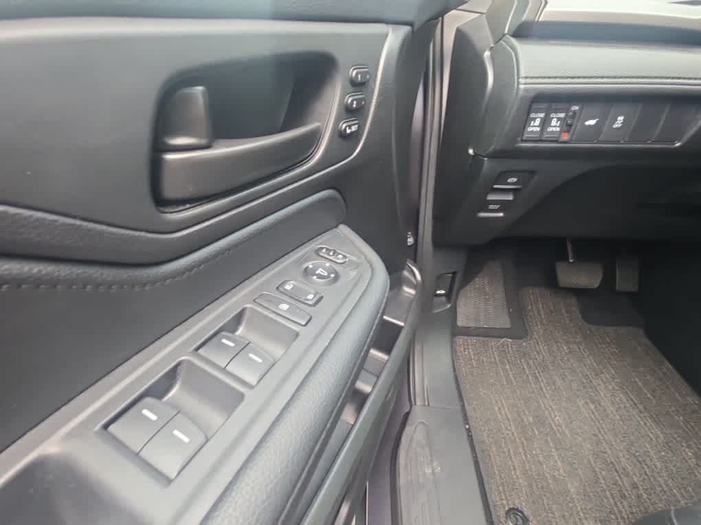 2025 Honda Odyssey EX-L - Photo 19