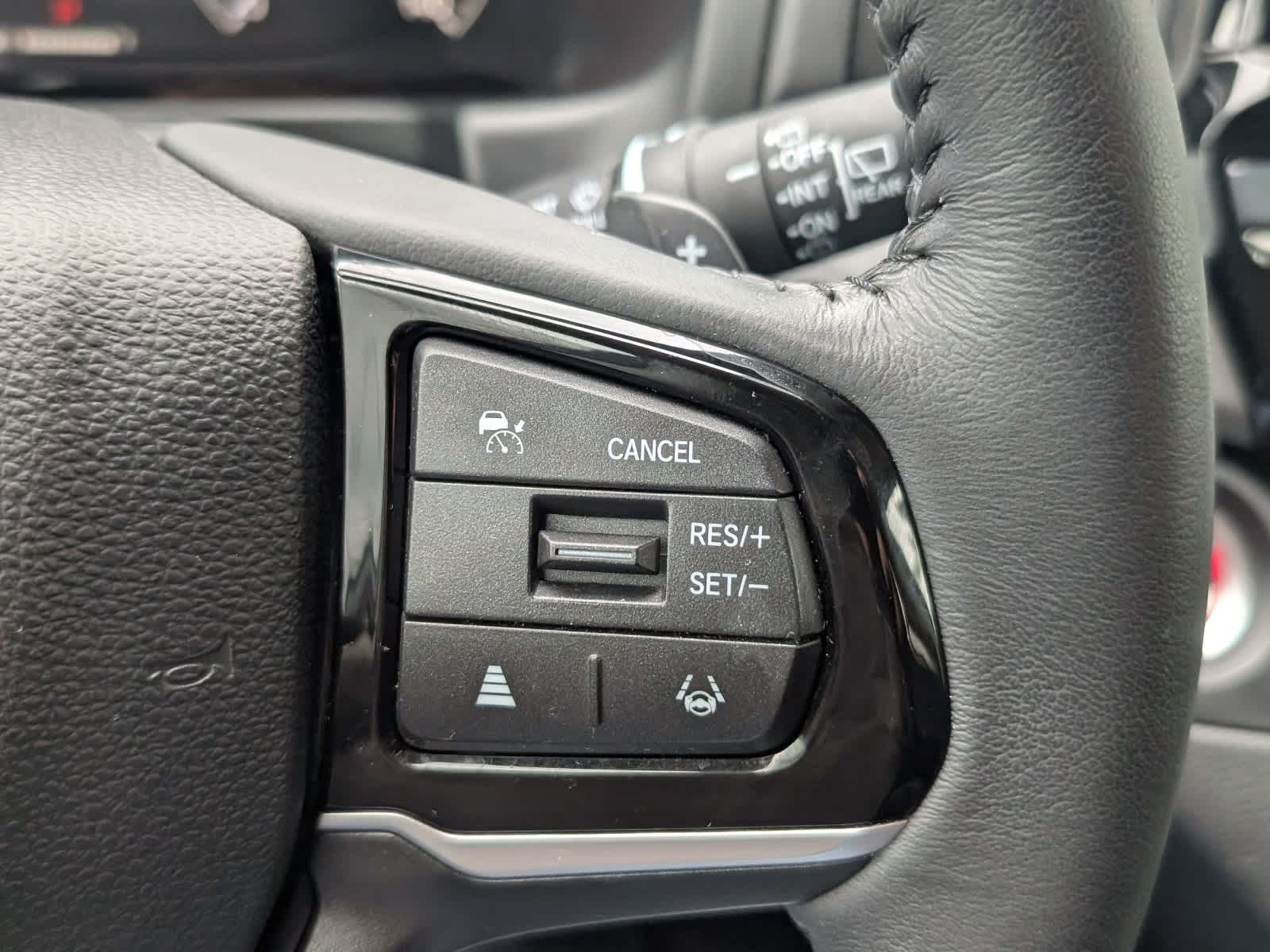 2025 Honda Odyssey EX-L - Photo 25