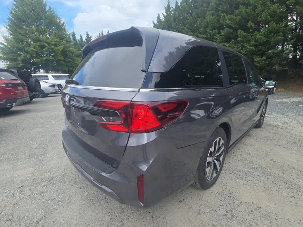 2025 Honda Odyssey EX-L - Photo 9
