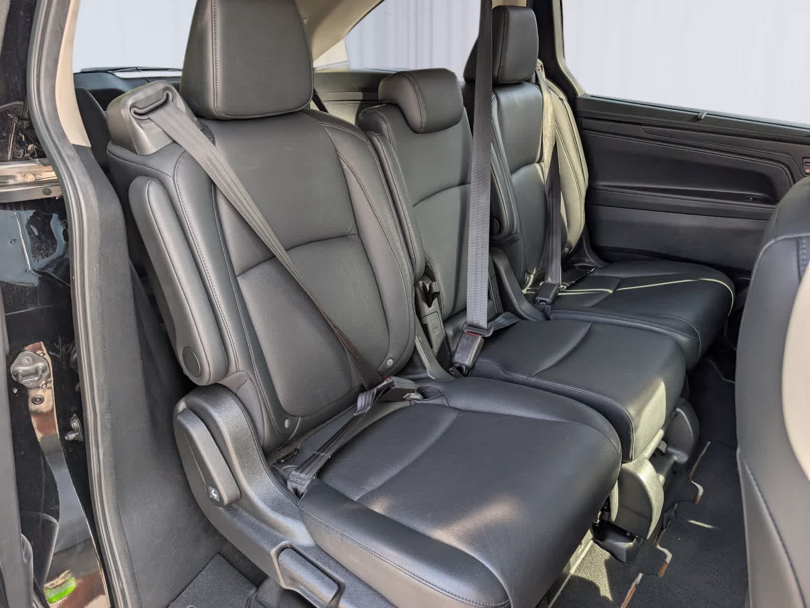 2025 Honda Odyssey EX-L - Photo 11