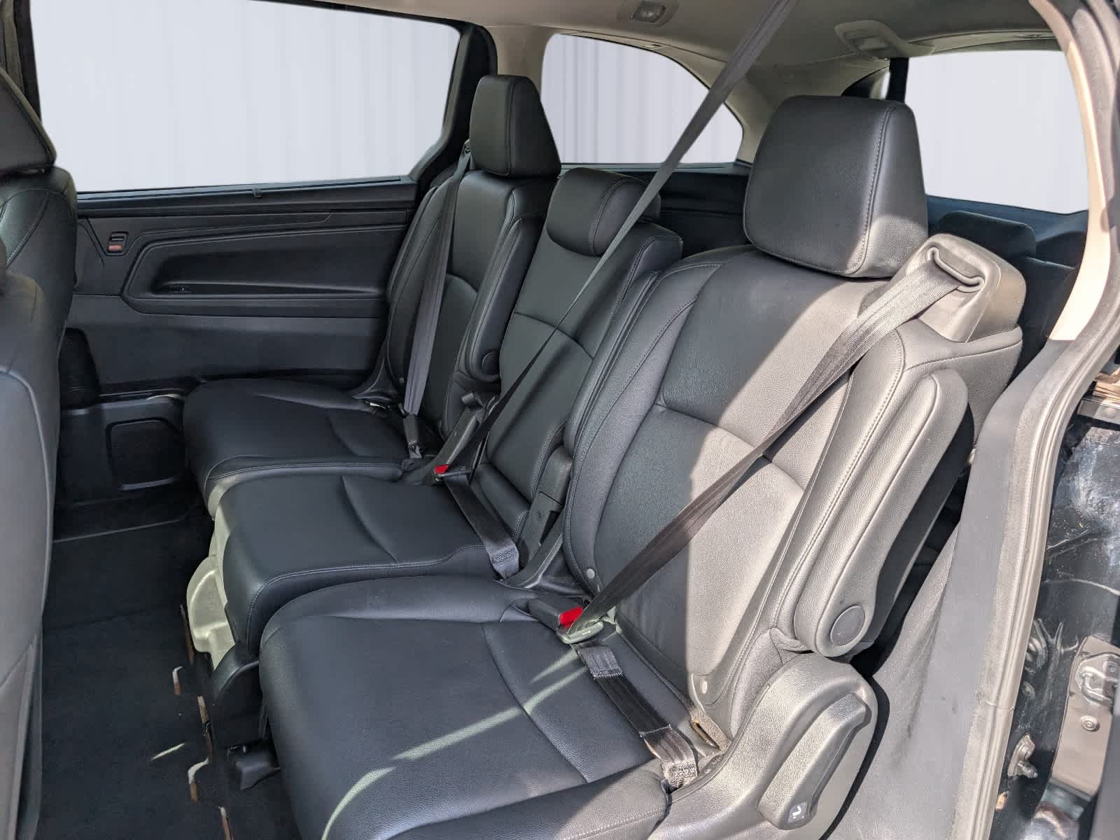 2025 Honda Odyssey EX-L - Photo 15