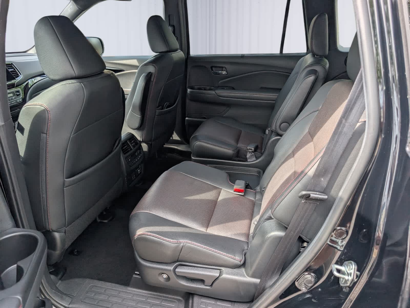 2022 Honda Pilot Black Edition
