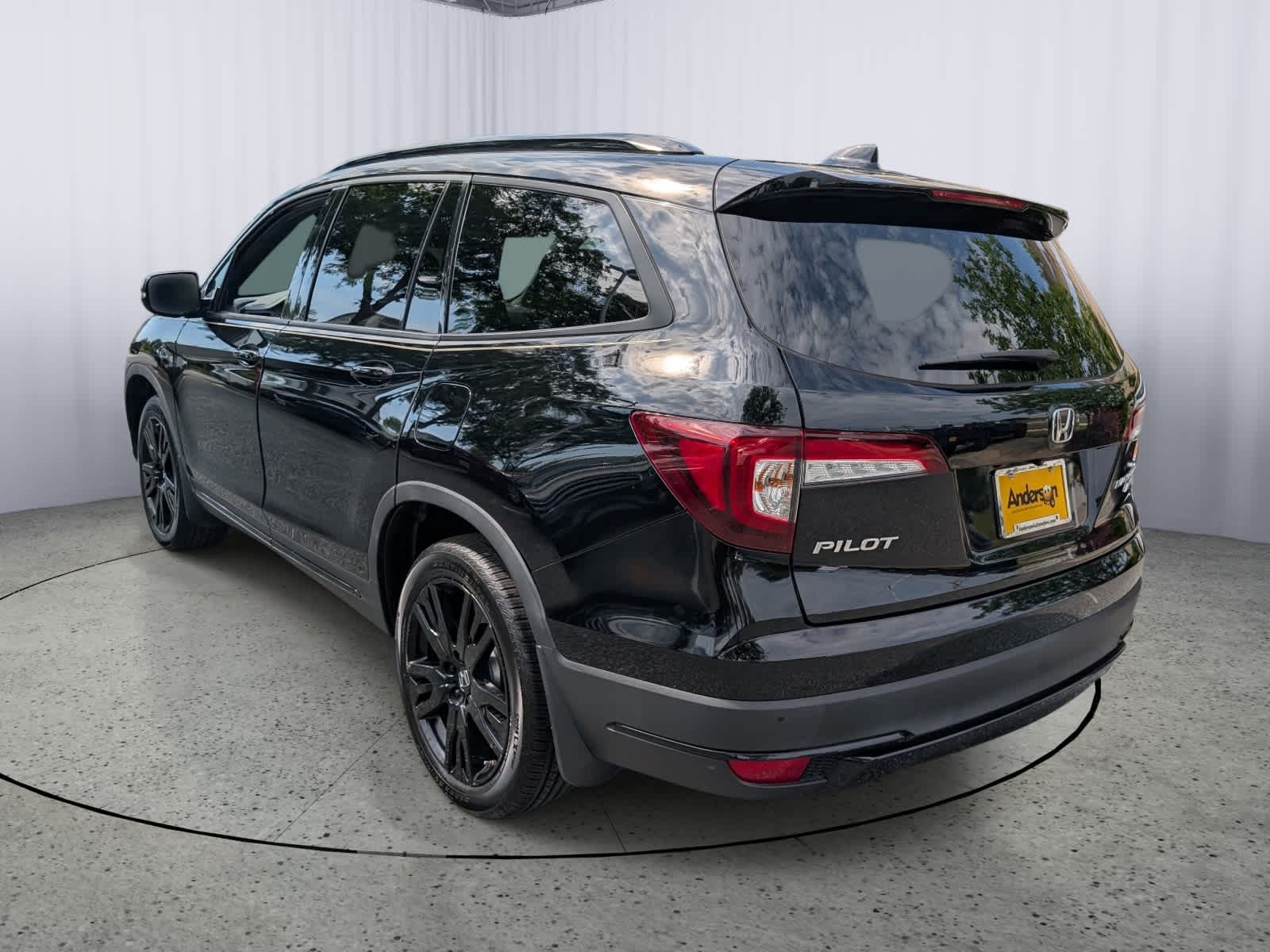 2022 Honda Pilot Black Edition