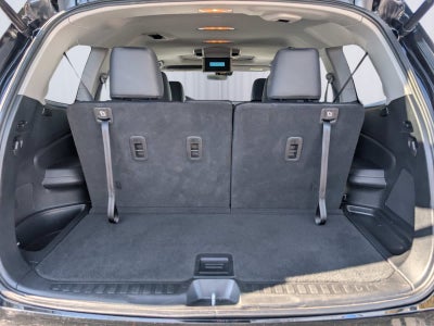 2022 Honda Pilot Touring 8-Passenger