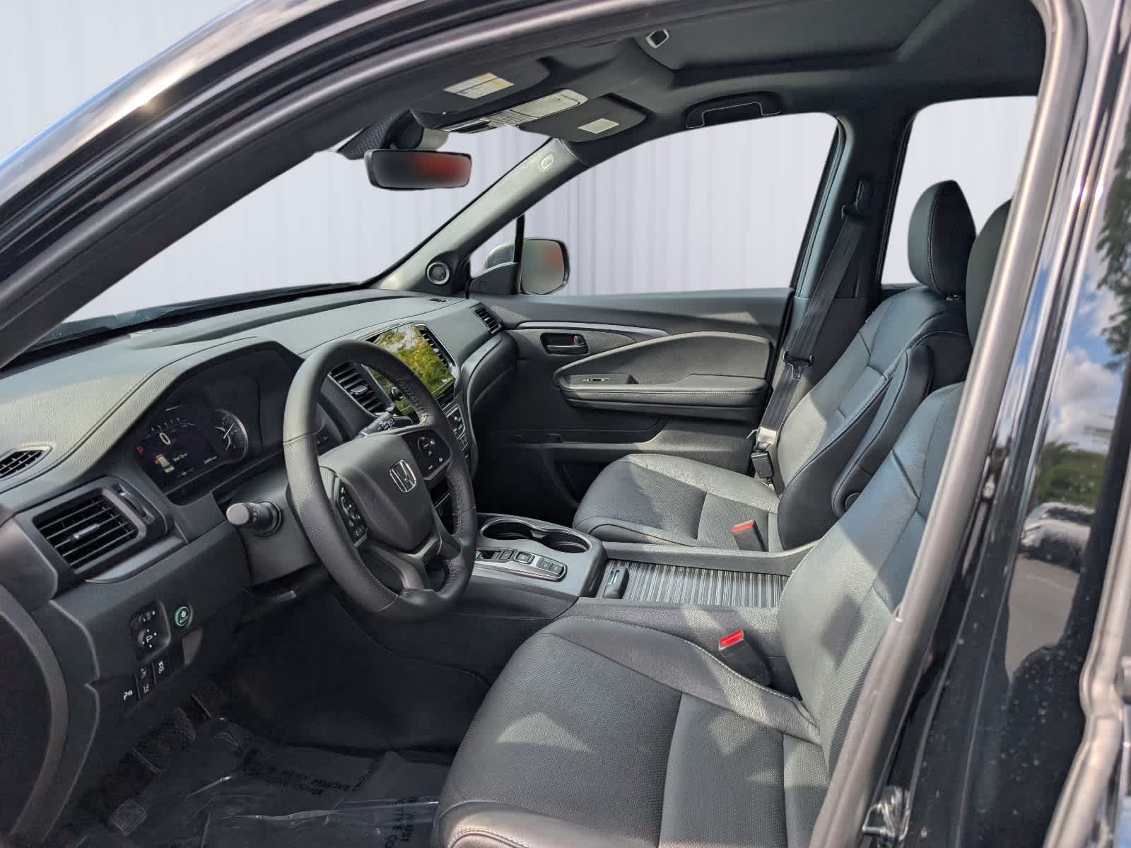 2023 Honda Passport EX-L - Photo 16