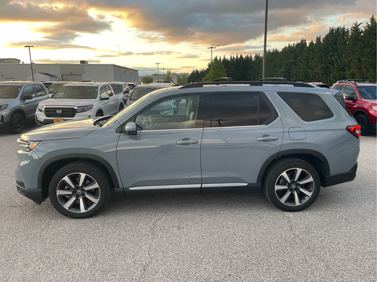 2025 Honda Pilot Touring