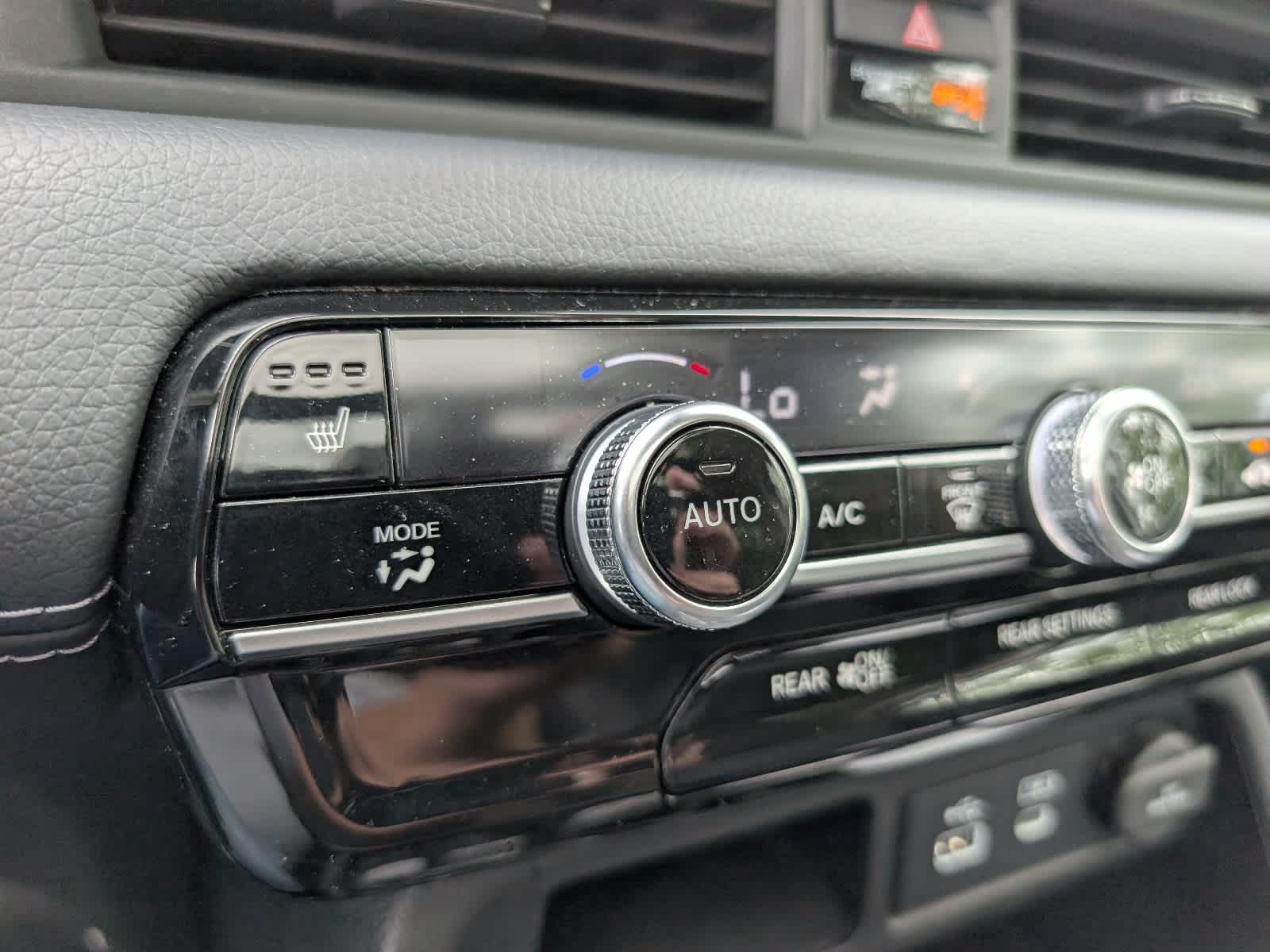 2023 Honda Pilot Touring - Photo 31