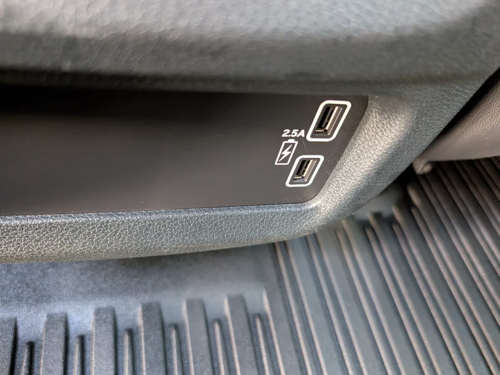 2023 Honda Ridgeline Black Edition - Photo 14