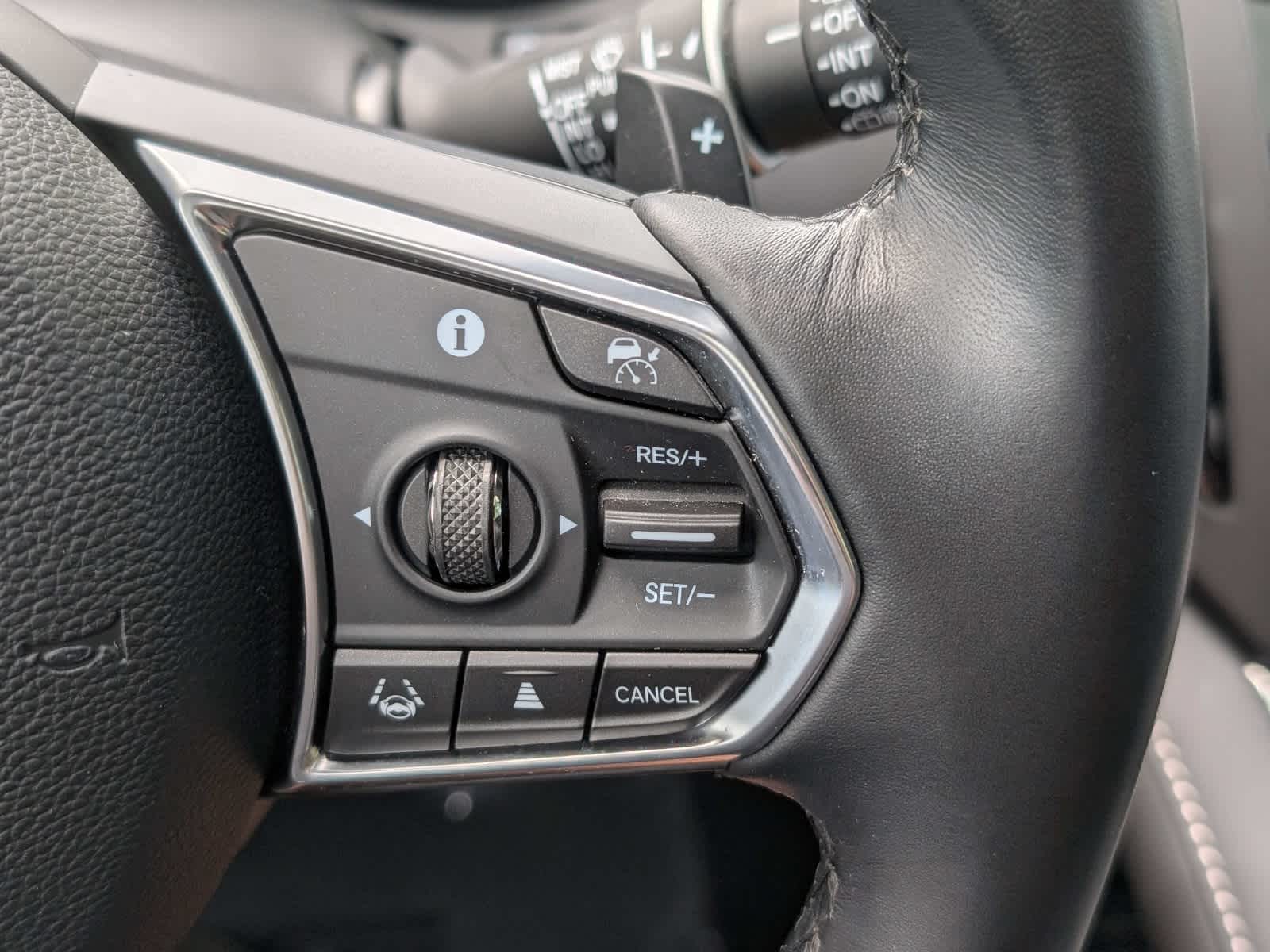 2023 Acura RDX w/Technology Package