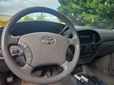 2005 Toyota Sequoia SR5