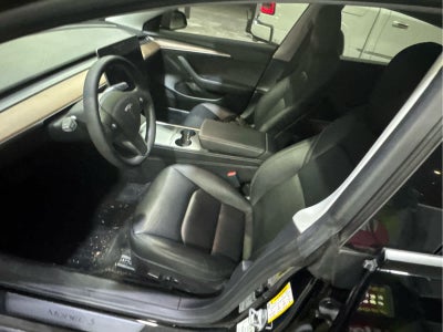2022 Tesla Model 3 RWD