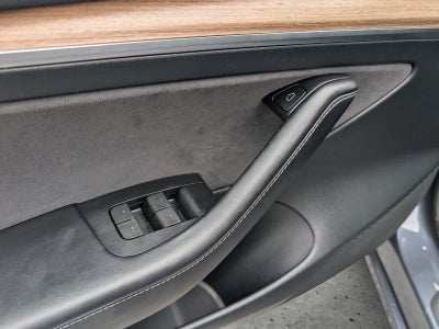 2023 Tesla Model 3 RWD