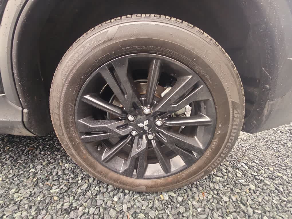 2025 Mitsubishi Eclipse Cross LE