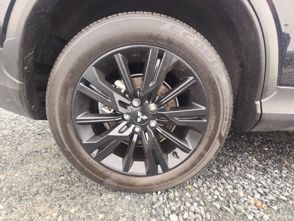 2025 Mitsubishi Eclipse Cross LE