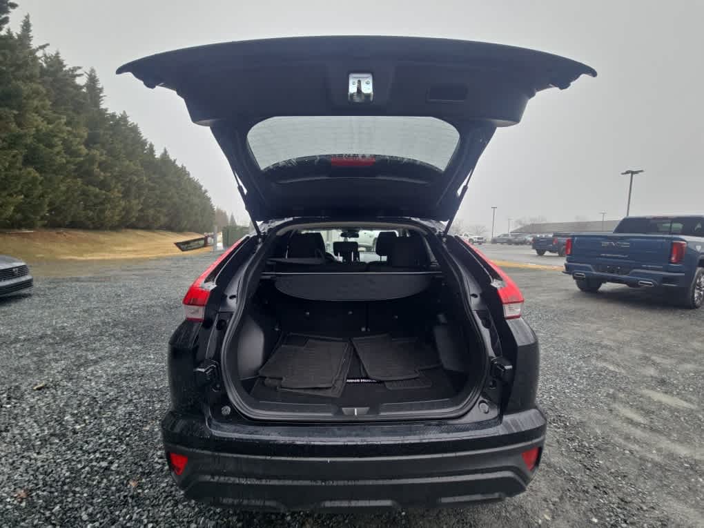 2025 Mitsubishi Eclipse Cross LE