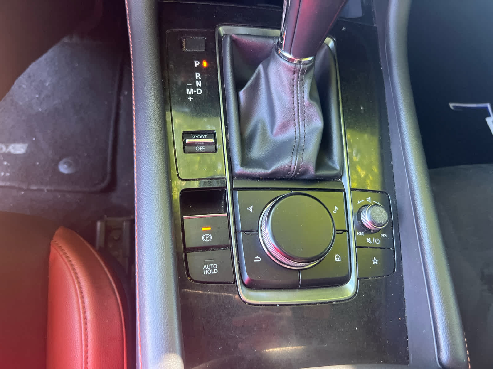 2024 Mazda Mazda3 Hatchback 2.5 Carbon Turbo