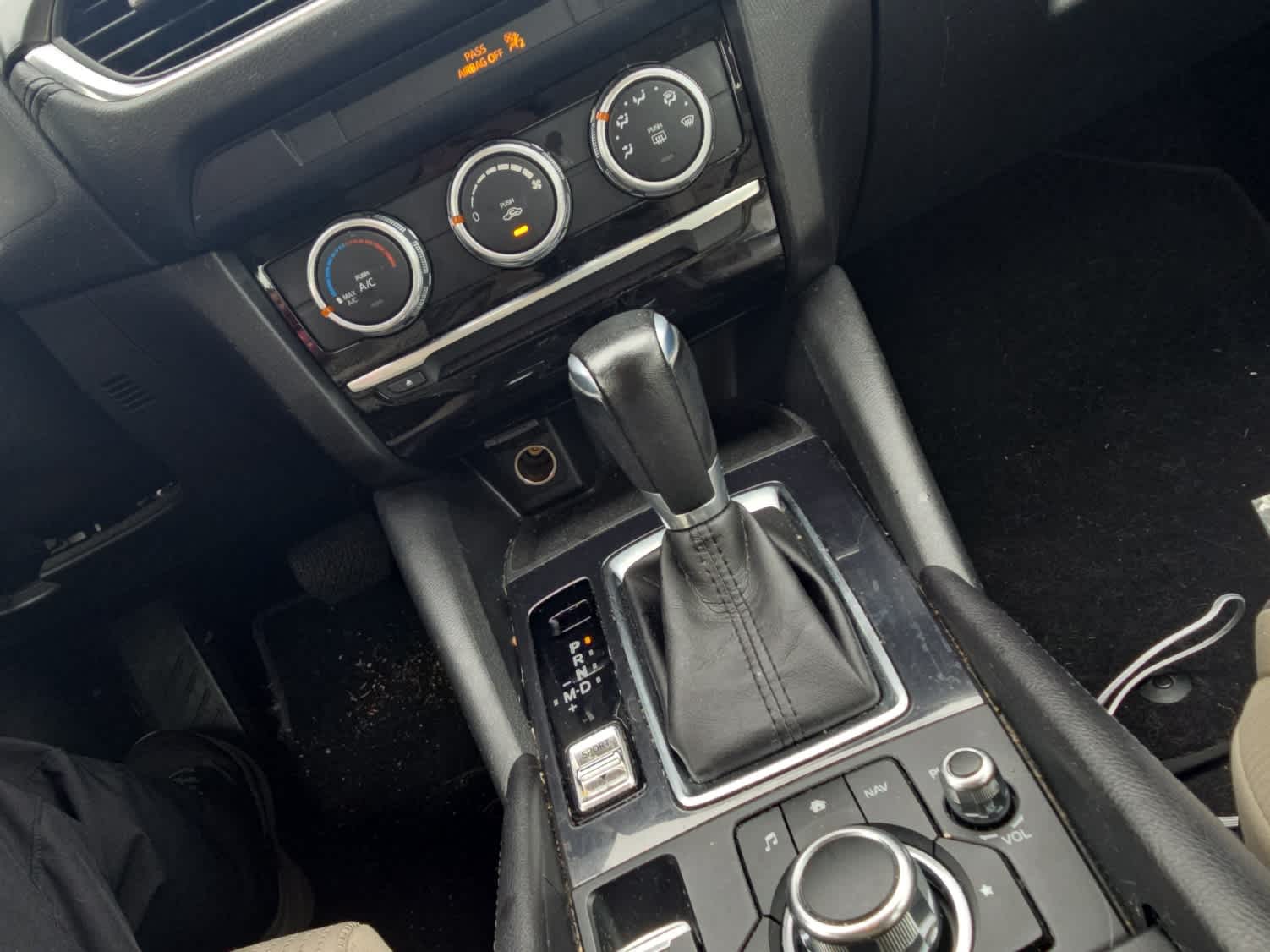 2016 Mazda Mazda6 i Sport