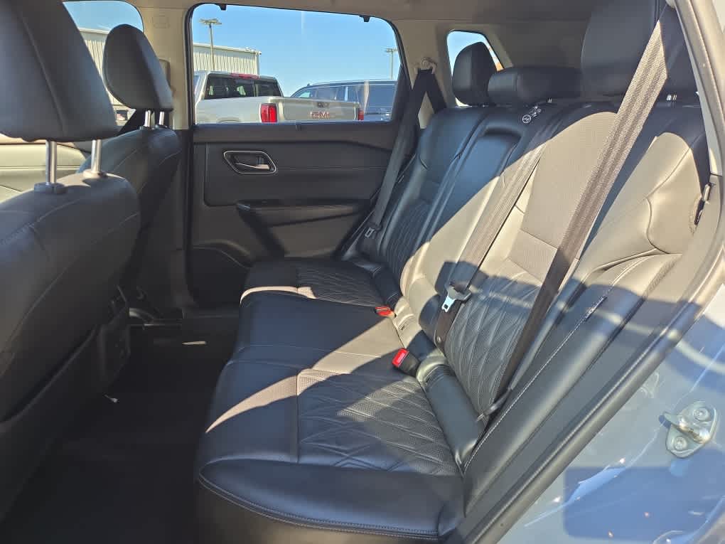 2022 Nissan Rogue Platinum