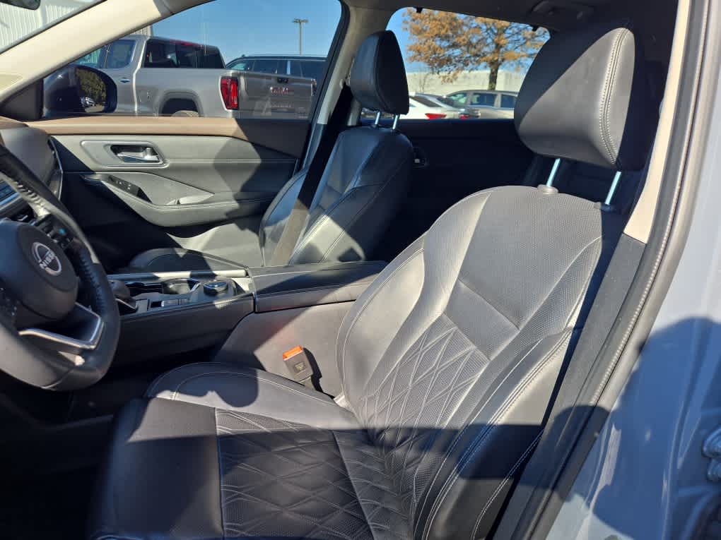 2022 Nissan Rogue Platinum