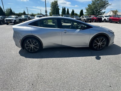 2024 Toyota Prius XLE