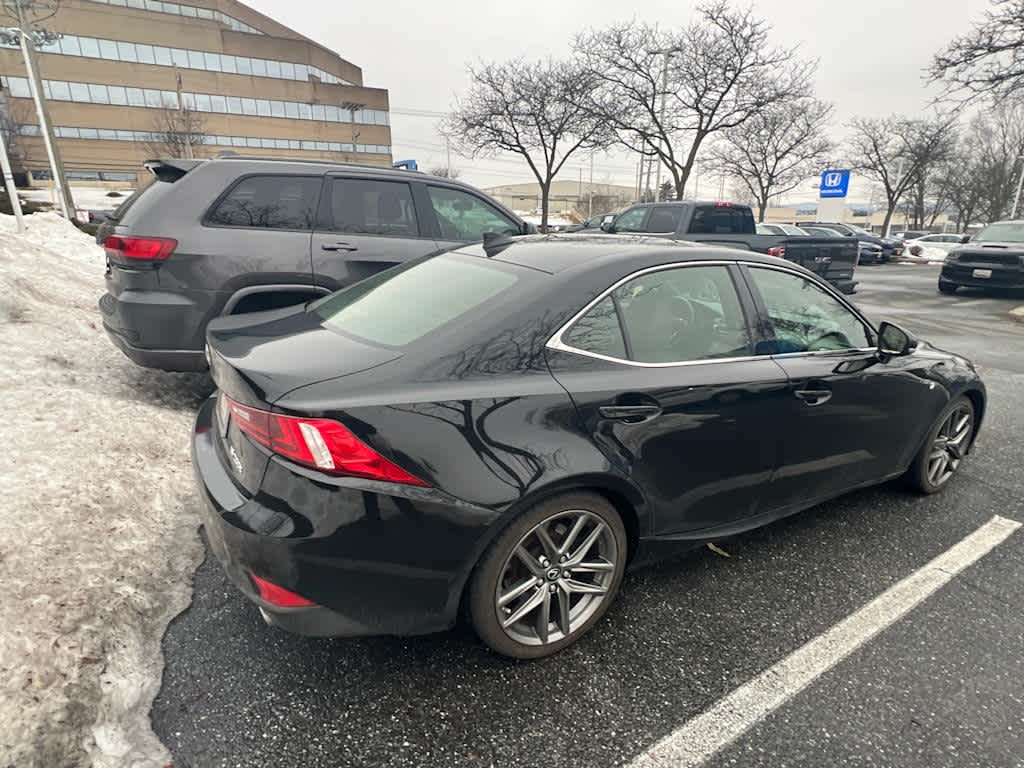 2016 Lexus IS 200t 4dr Sdn