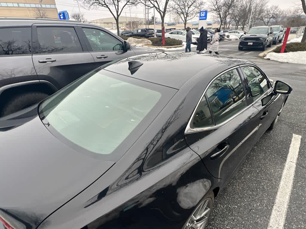 2016 Lexus IS 200t 4dr Sdn