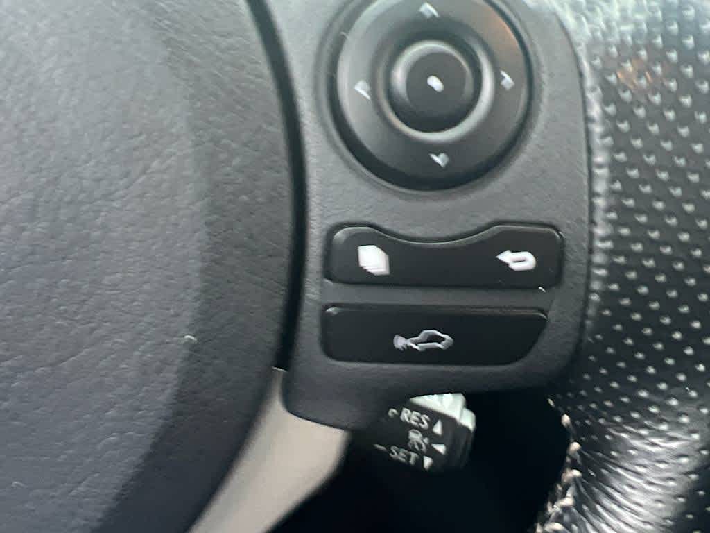 2016 Lexus IS 200t 4dr Sdn